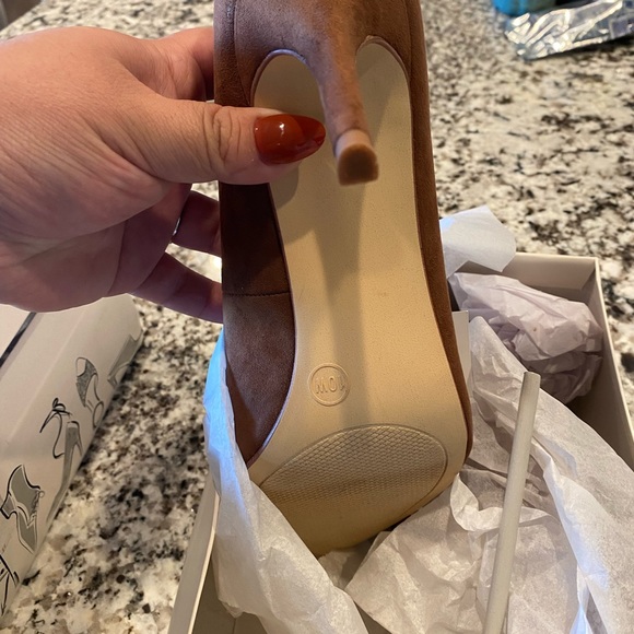 A New Day COCOA" Suede Pointed Toe 3" - Picture 3 of 5